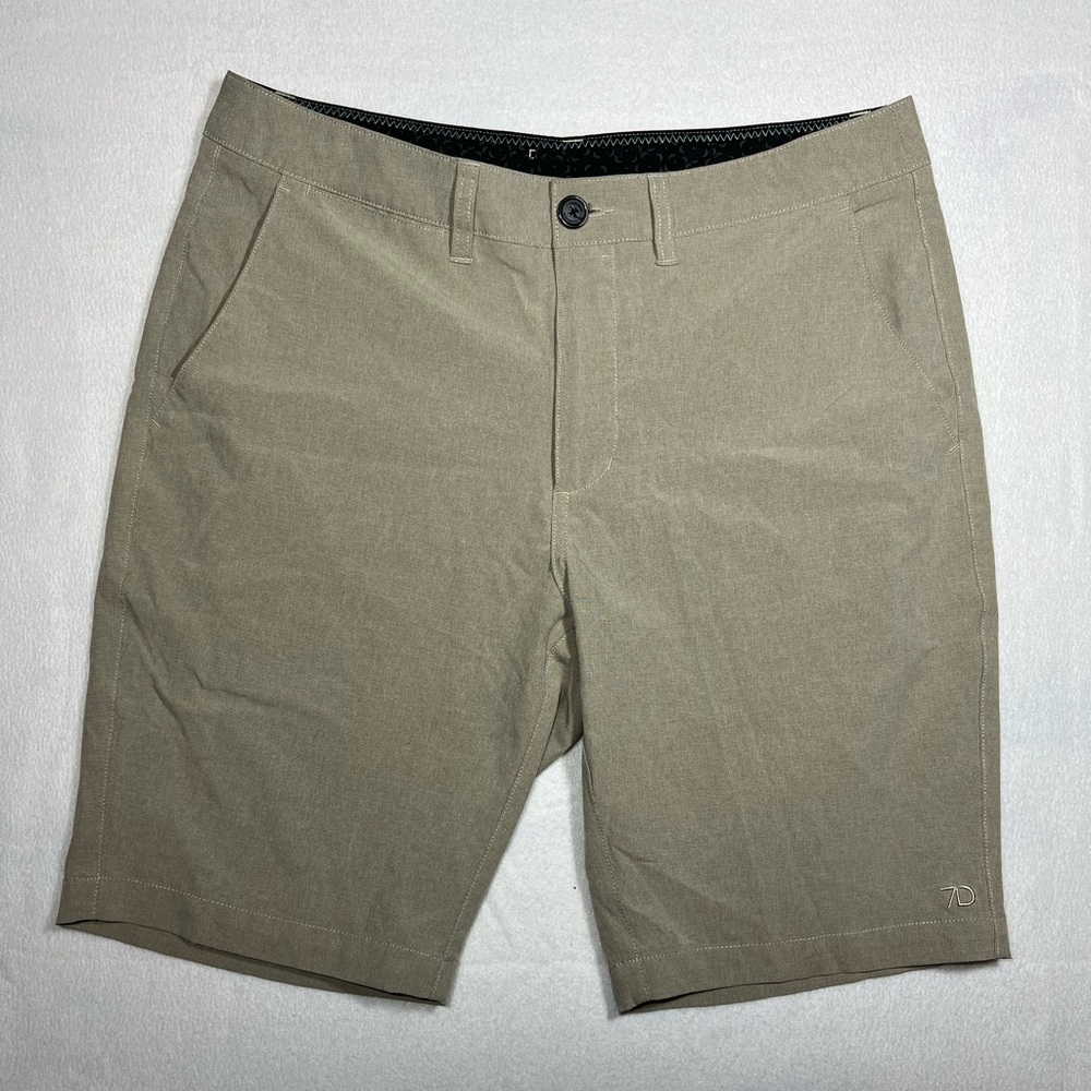 7 Diamonds Men's Khaki Flat Front Shorts